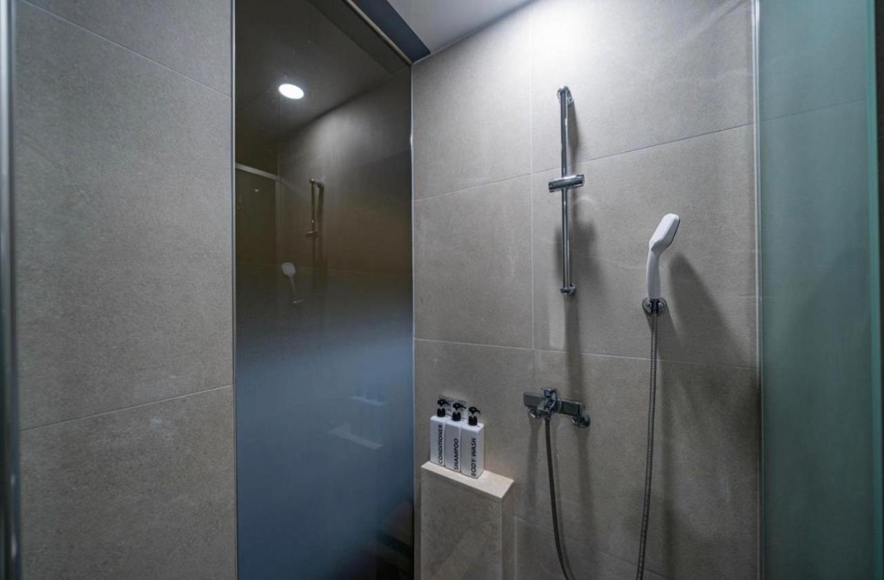 Hotel Myeong Jak Suwon Dış mekan fotoğraf